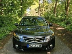 Grau Gebraucht 2009 Honda Accord Elegance Limousine | 4.000 € (Fairer Preis)