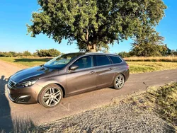 Braun Gebraucht 2015 Peugeot 308 Kombi | 7.750 € (Fairer Preis)