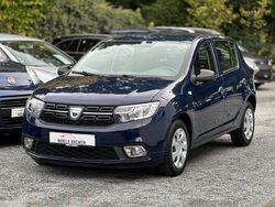 Blau Gebraucht 2017 Dacia Sandero Ambiance Kleinwagen | 6.490 € (Fairer Preis)