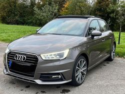 Grau Gebraucht 2016 Audi A1 Sportback S-Line Kleinwagen | 14.850 € (Fairer Preis)