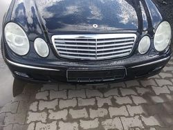 Schwarz Gebraucht 2002 Mercedes E320 Elegance Limousine | 3.500 € (Superpreis)