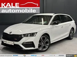Weiß metallic (moonweiss metallic) Gebraucht 2023 Skoda Octavia RS Kombi | 32.490 € (Fairer Preis)