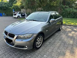 Grau Gebraucht 2010 BMW 320 Limousine | 5.900 € (Fairer Preis)