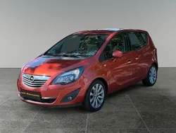 Rot Gebraucht 2011 Opel Meriva Innovation Van / Kleinbus | 3.990 € (Guter Preis)
