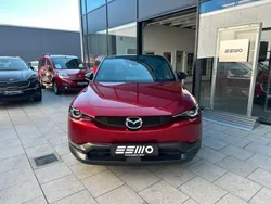 Rot Gebraucht 2021 Mazda MX30 SUV | 16.700 € (Fairer Preis)