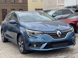 Blau Gebraucht 2018 Renault Mégane GrandTour GT-Line Kombi | 12.900 € (Superpreis)