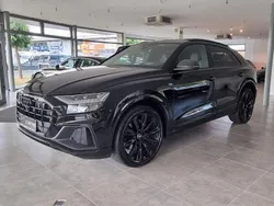 Schwarz Gebraucht 2023 Audi Q8 Competition SUV | 67.950 €