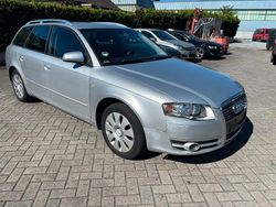 Silber Gebraucht 2005 Audi A4 Sport Kombi | 1.550 € (Superpreis)