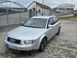 Silber Gebraucht 2003 Audi A4 Kombi | 2.199 € (Fairer Preis)