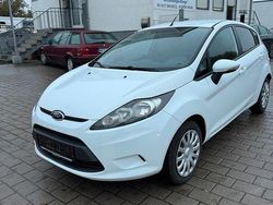 Weiß Gebraucht 2012 Ford Fiesta Kleinwagen | 3.950 €