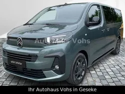 Grün Gebraucht 2024 Citroën Spacetourer Feel Van | 38.970 € (Fairer Preis)