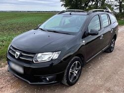 Schwarz Gebraucht 2016 Dacia Logan MCV Lauréate Kombi | 4.799 €