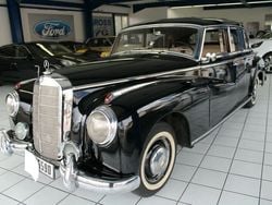 Schwarz Gebraucht 1952 Mercedes 300 Limousine | 39.990 €