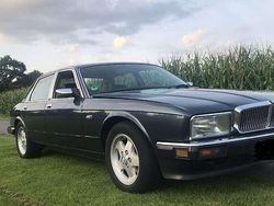 Blau Gebraucht 1989 Jaguar XJ40 Sovereign Limousine | 12.780 €