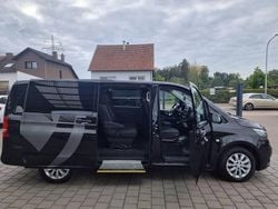Schwarz Gebraucht 2017 Mercedes Vito Van / Kleinbus | 16.800 €
