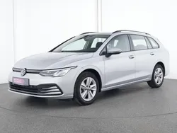 Reflexsilber Gebraucht 2023 VW Golf VIII Life Limousine | 21.989 € (Superpreis)