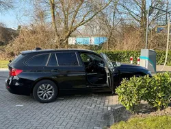 Schwarz Gebraucht 2015 BMW 320 Sport Line Kombi | 10.950 € (Guter Preis)