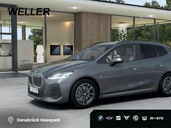 Grau Gebraucht 2024 BMW 223 Active Tourer Performance Van / Kleinbus | 38.250 € (Guter Preis)