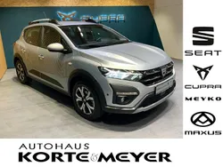 Grau Gebraucht 2022 Dacia Sandero Comfort Kleinwagen | 15.490 € (Fairer Preis)