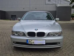 Silber Gebraucht 2002 BMW 520 Exclusive Limousine | 10.499 €