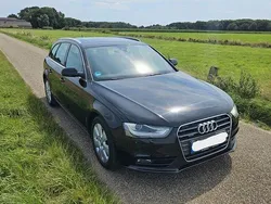 Schwarz Gebraucht 2012 Audi A4 Attraction Kombi | 8.250 € (Guter Preis)