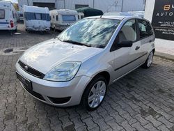 Silber Gebraucht 2004 Ford Fiesta Futura Kleinwagen | 2.980 € (Fairer Preis)