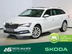 Weiss Gebraucht 2022 Skoda Superb Style Kombi | 31.800 € (Teuer)