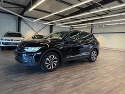 Deep black Gebraucht 2022 VW Tiguan Active SUV | 19.950 € (Superpreis)