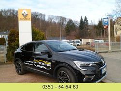Schwarz metallic Gebraucht 2021 Renault Arkana Intens SUV | 22.790 € (Fairer Preis)