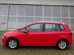 Rot Gebraucht 2019 VW Golf VII Comfortline Limousine | 15.690 € (Etwas zu teuer)