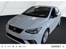 Weiß Gebraucht 2024 Seat Ibiza FR-Line Limousine | 21.430 € (Fairer Preis)