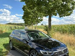 Schwarz Gebraucht 2018 VW Passat R-line Kombi | 21.399 € (Etwas zu teuer)