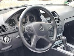 Grau Gebraucht 2008 Mercedes 200 Kombi | 3.900 €