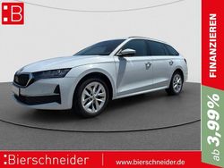 Weiss Gebraucht 2024 Skoda Octavia Selection Kombi | 28.350 € (Fairer Preis)