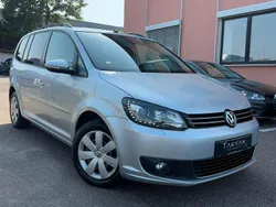 Silber Gebraucht 2015 VW Touran Comfortline Van / Kleinbus | 9.990 € (Fairer Preis)