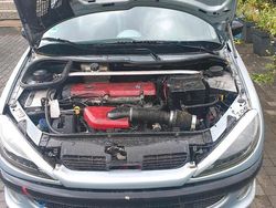 Blau Gebraucht 2000 Peugeot 206 S16 Kleinwagen | 900 €