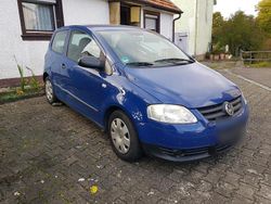 Blau Gebraucht 2007 VW Fox Kleinwagen | 1.550 € (Fairer Preis)