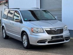 Silber Gebraucht 2012 Lancia Voyager Gold Van / Kleinbus | 11.990 € (Guter Preis)