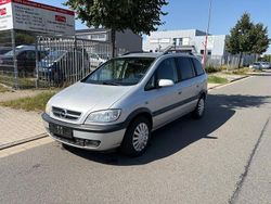 Silber Gebraucht 2004 Opel Zafira Van / Kleinbus | 2.199 € (Etwas zu teuer)