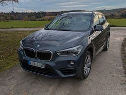 Grau Gebraucht 2017 BMW X1 Sport Line SUV | 15.450 € (Superpreis)