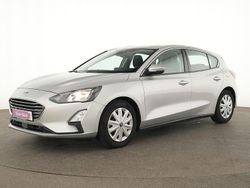 Polar silber Gebraucht 2020 Ford Focus Cool & Connect Limousine | 13.195 € (Superpreis)