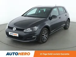 Grau Gebraucht 2017 VW Golf VII Allstar Limousine | 11.370 € (Guter Preis)