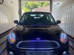 Schwarz Gebraucht 2010 Mini One D Kleinwagen | 3.250 € (Fairer Preis)