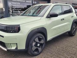 Weiss Neu 2025 Fiat Panda SUV | 23.866 € (Fairer Preis)