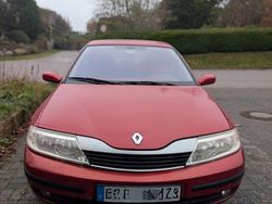 Rot Gebraucht 2003 Renault Laguna II Limousine | 2.250 € (Etwas zu teuer)