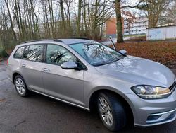 Silber Gebraucht 2019 VW Golf Limousine | 10.950 € (Superpreis)