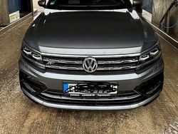 Grau Gebraucht 2020 VW Tiguan Allspace R-line SUV | 29.950 € (Teuer)
