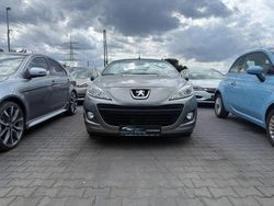 Grau Gebraucht 2009 Peugeot 207 CC Premium Cabrio | 7.500 €
