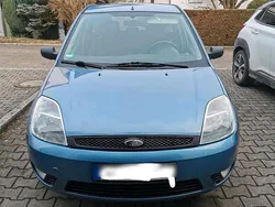 Blau Gebraucht 2003 Ford Fiesta Kleinwagen | 1.630 € (Etwas zu teuer)