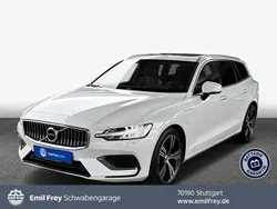 Crystal weißperleffekt Gebraucht 2020 Volvo V60 Inscription Kombi | 27.900 € (Superpreis)
